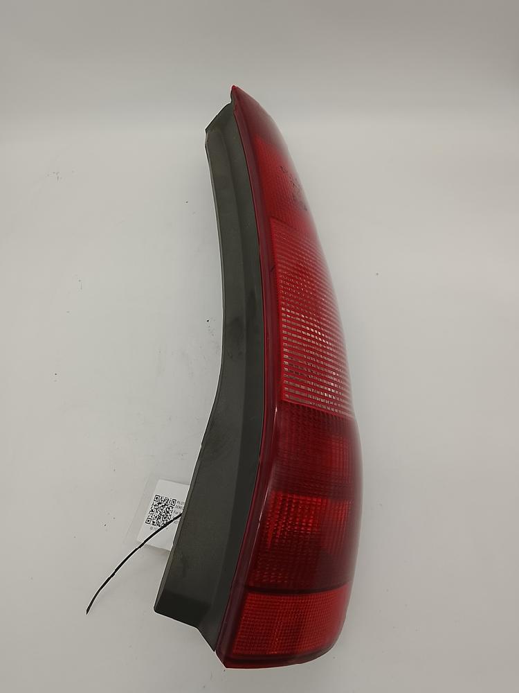 Feu arrière droit 7730722 de Fiat Punto 1993-1999