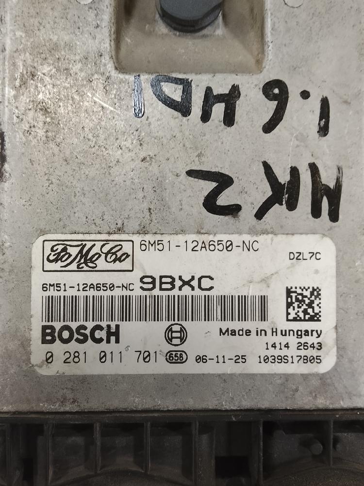 Switchboard engine uce 0281011701 de Ford Focus c-max (dm2) 2003-2007 - pieza usada