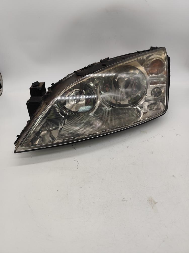 Faro izquierdo 1144909 de Ford Mondeo iii turnier (bwy) 2000-2007 - pieza usada