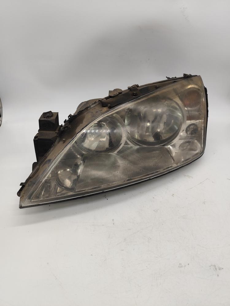 Faro izquierdo 1144909 de Ford Mondeo iii turnier (bwy) 2000-2007