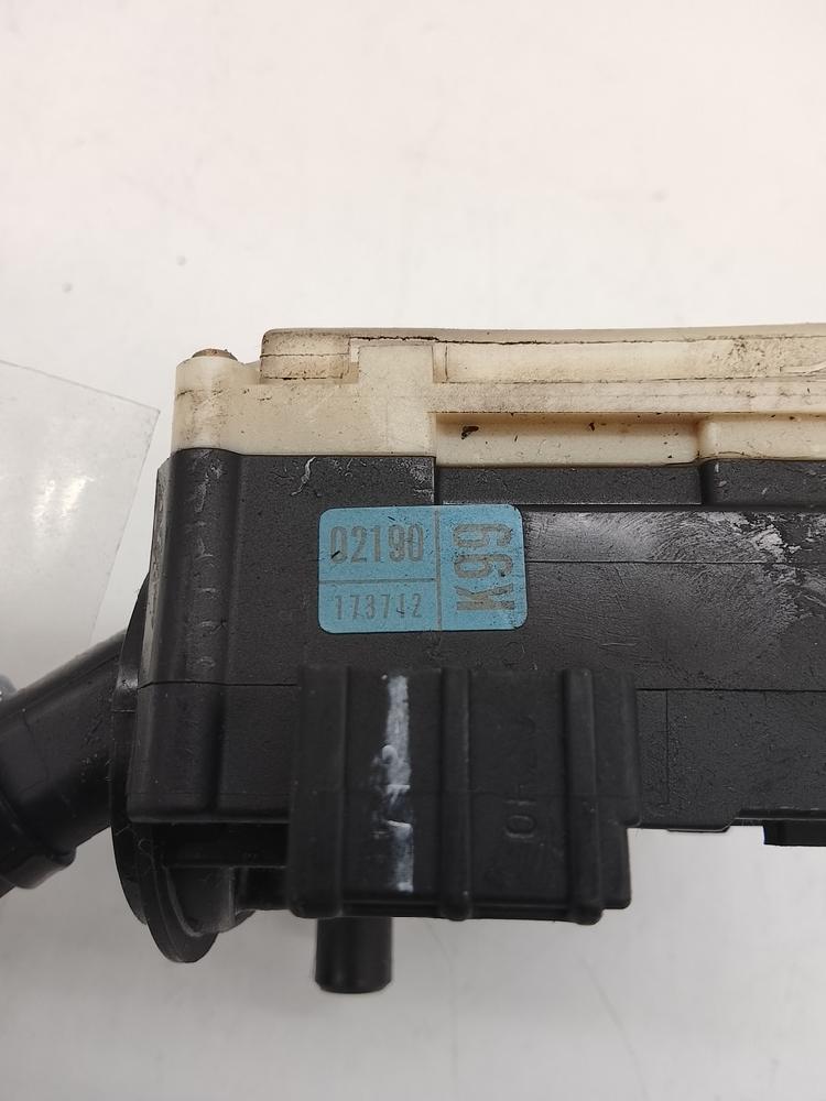 Turn signals control 173648 de Toyota Corolla 2003-2007 110 CV - pieza usada