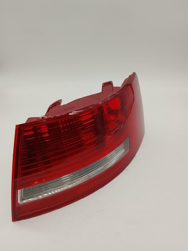 Piloto trasero derecho 446-1902R-UE de Audi A6 c6 avant (4f5) 2005-2008 - pieza usada