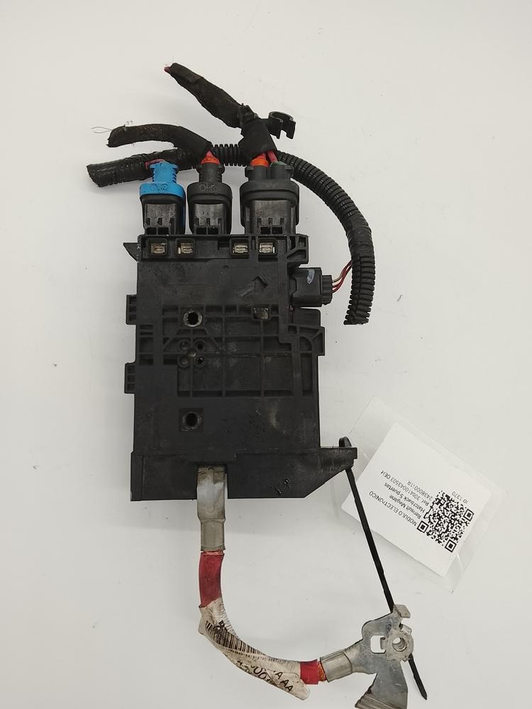 Module électronique 243800011R de Renault Megane iii hatchback (bz0/1_, b3_) 2008-2014 - pieza usada