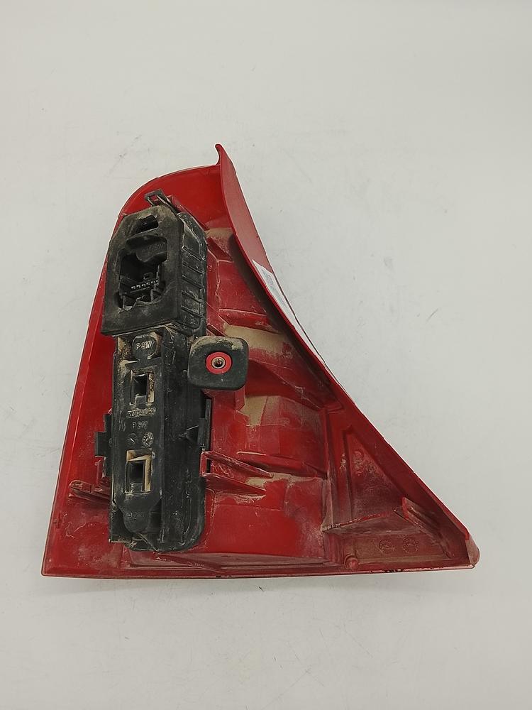 Piloto trasero derecho 7700410516 de Renault Clio i (b/c57_, 5/357_) 1990-1996
