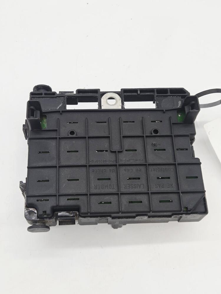 Fuse relay box 9646405180 de Peugeot 206 1998-2012 - pieza usada