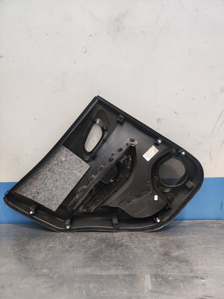Rear door trim rh 156088701 de Renault Kadjar (ha_, hl_) 2015-2022