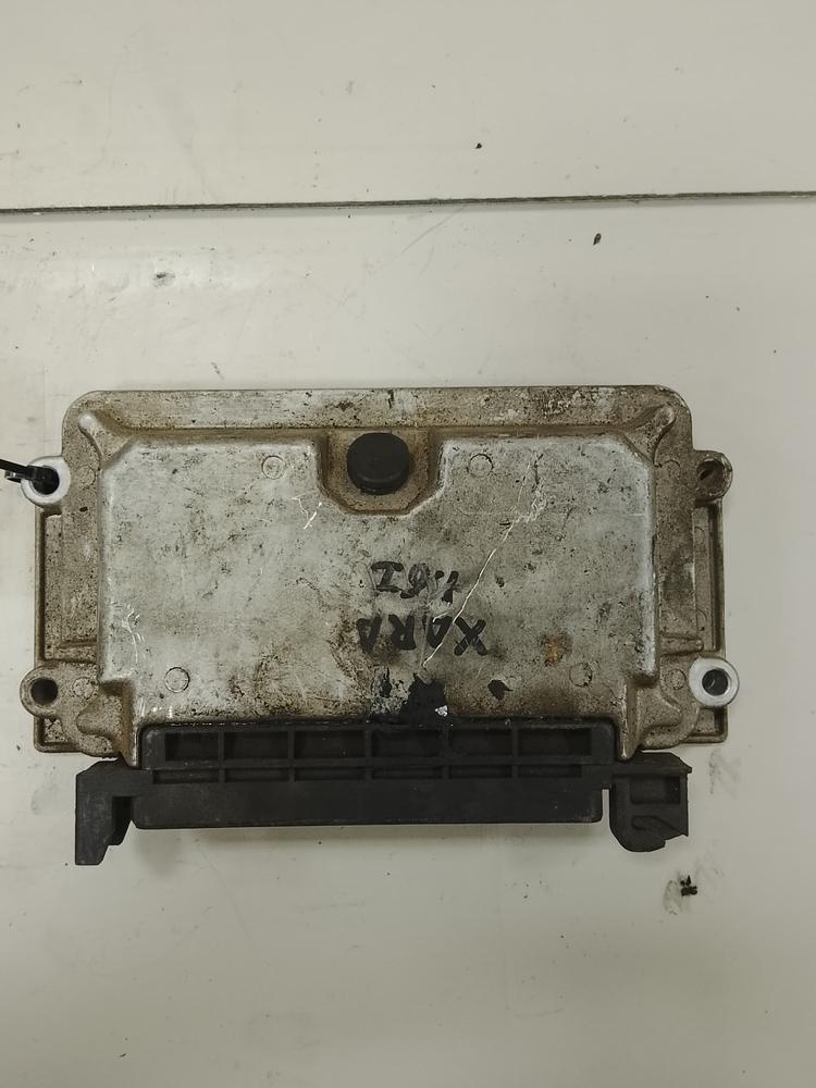 Centralita motor uce 0261204939 de Citroen Xsara 1997-2000 90 CV - pieza usada