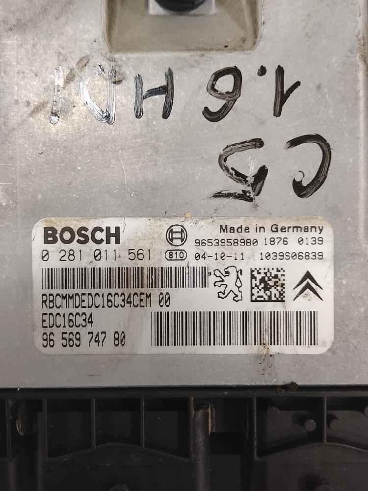 Centralita motor uce 0281011561 de Citroen C5 iii (rd_) 2010-2004 - pieza usada