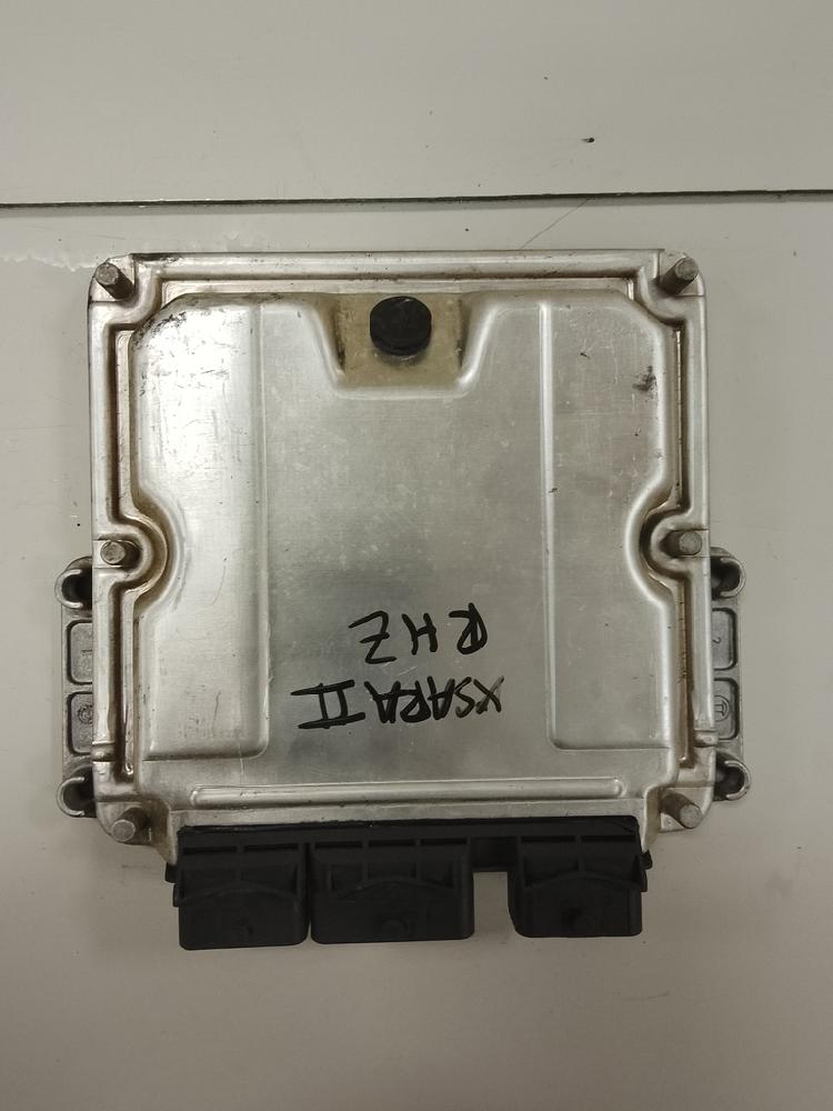 Centralita motor uce 0281011523 de Citroen Xsara (n1) 2000-2005 110 CV - pieza usada