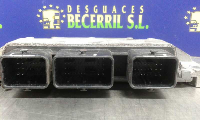 Centralita motor uce D4F D7 8200414422 de Renault Modus / grand modus (f/jp0_) 2004-2008 75 CV - pieza usada