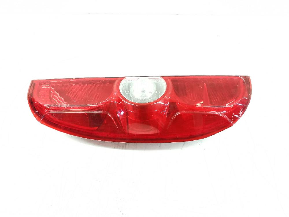 Piloto trasero izquierdo 263A2000 00519248460 de Opel Combo tour (x12) 2012-2018 90 CV - pieza usada