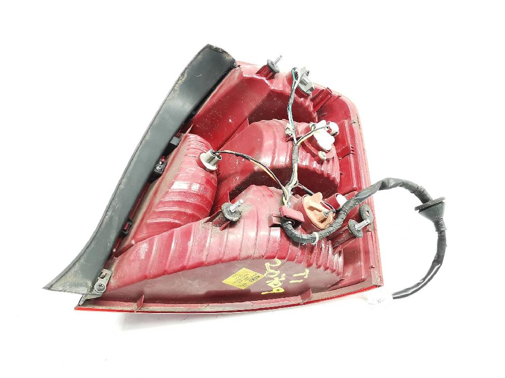 Pisca tras esquerdo D4FA 020220999000 de Hyundai Accent iii sedán (mc) 2005-2010 110 CV - pieza usada