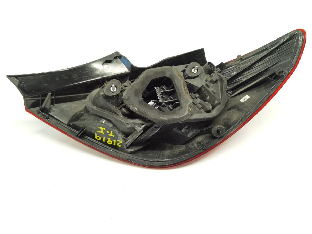 Rear lamp lh A 13 DTC,Z 13 DTJ 93190950 de Opel Corsa d (s07) 2011-2014 75 CV con 222838 km - pieza usada