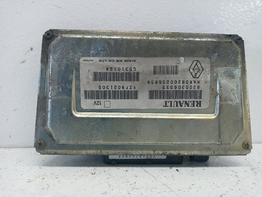 Centralita cambio automático G9T K7 8200306333 de Renault Espace iv (jk0/1_) 2002-2016 150 CV