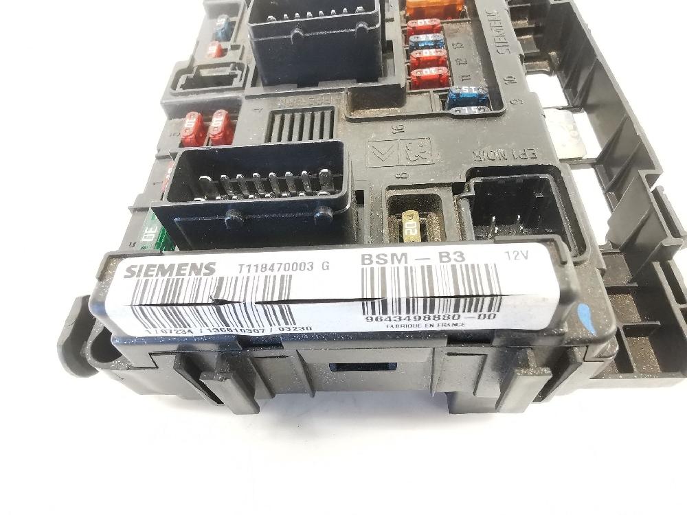 Caja de relés / fusibles RHY (DW10TD) 964349888000 de Citroen Xsara picasso (n68) 1999-2011 90 CV - pieza usada