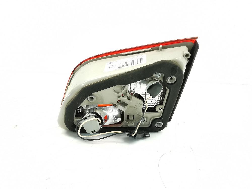 Piloto trasero central A 17 DTR 13282246 de Opel Astra j (p10) 2009-2015 110 CV - pieza usada