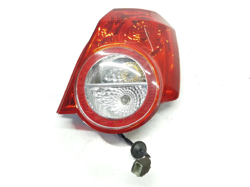 Feu arrière droit LMU 95952067 de Chevrolet Aveo / kalos hatchback (t250, t255) 2006-1 84 CV con 216182 km