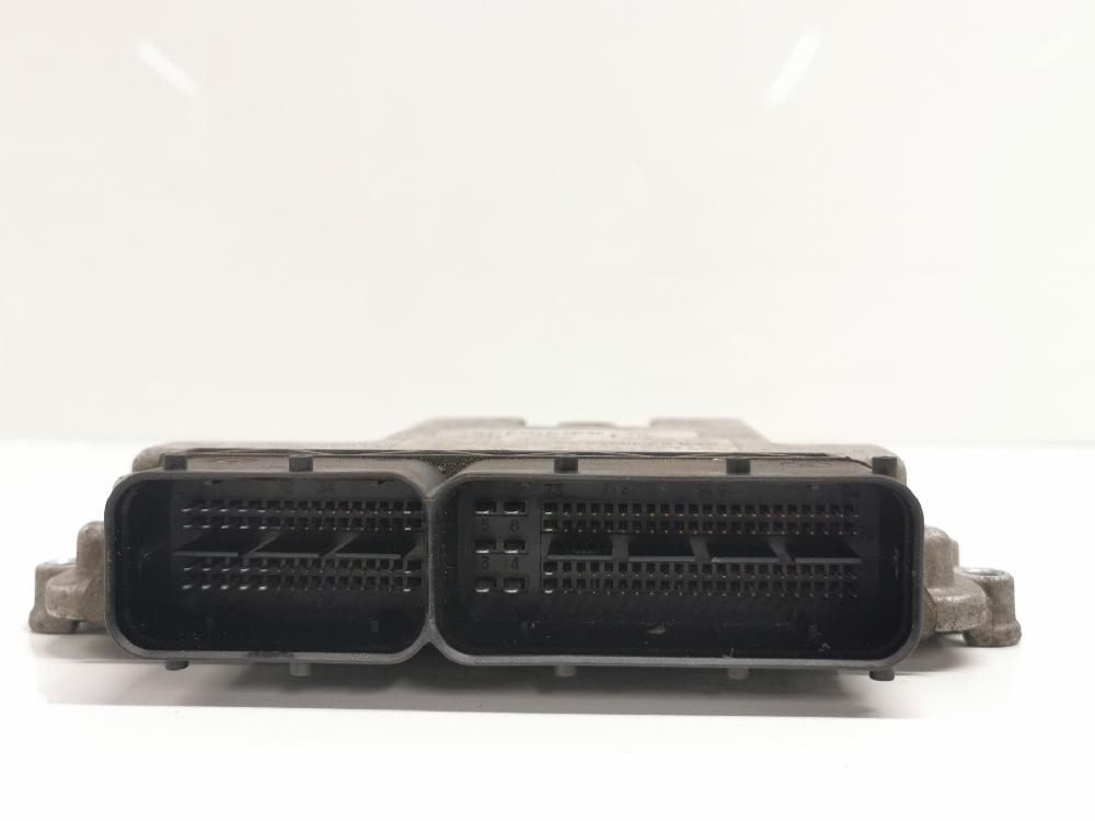 Switchboard engine uce D4FA 0281013147 de Hyundai Accent iii sedán (mc) 2005-2010 110 CV - pieza usada