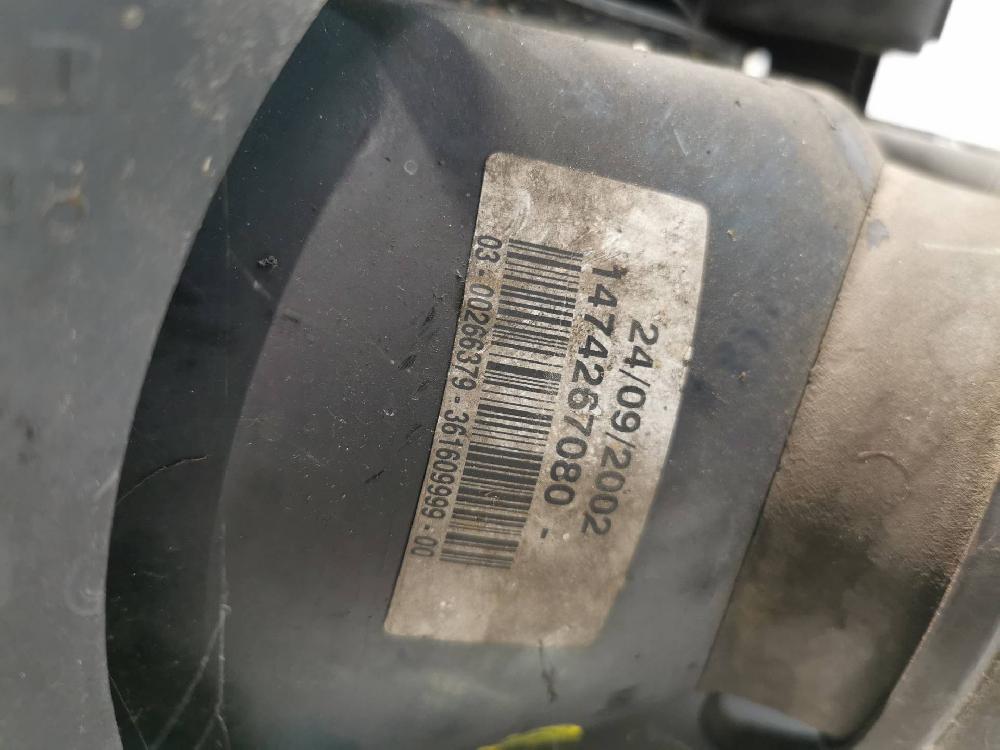 Otica direita RHX 1474267080 de Peugeot Expert (224_) 2000-2006 94 CV - pieza usada