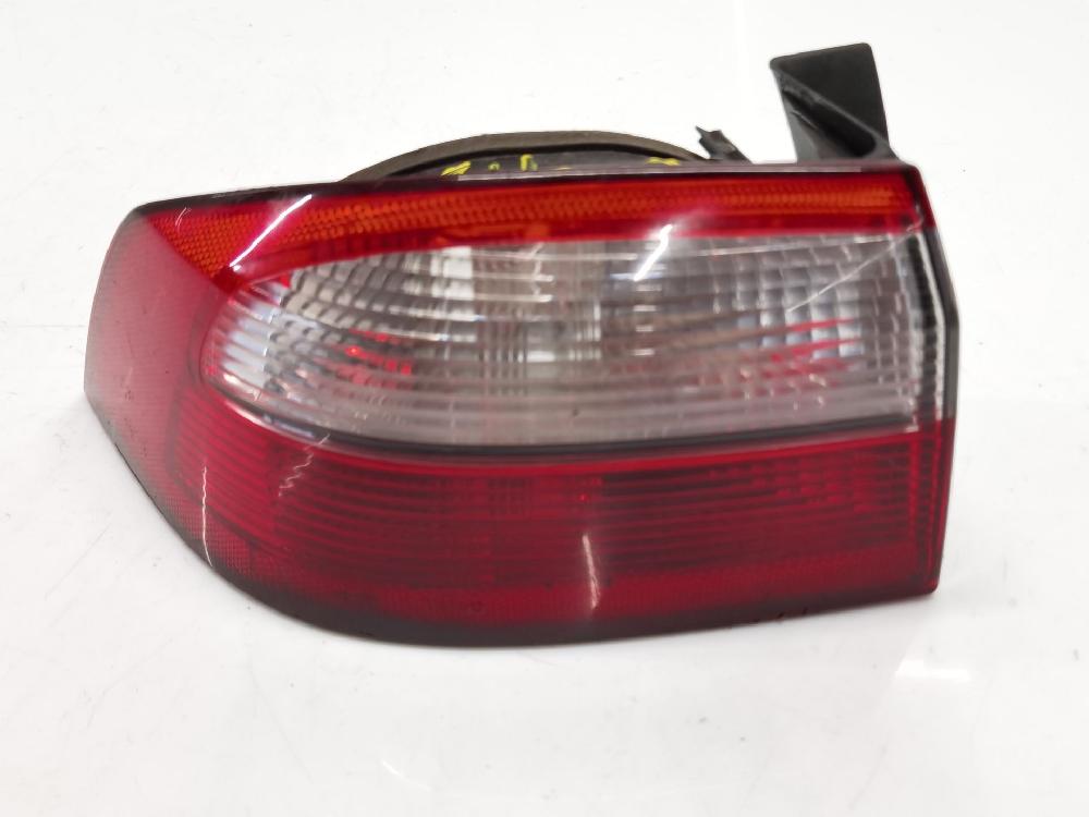 Rear lamp lh K4M 710,K4M 714 8200002473 de Renault Laguna ii (bg0/1_) 2001-2007 107 CV