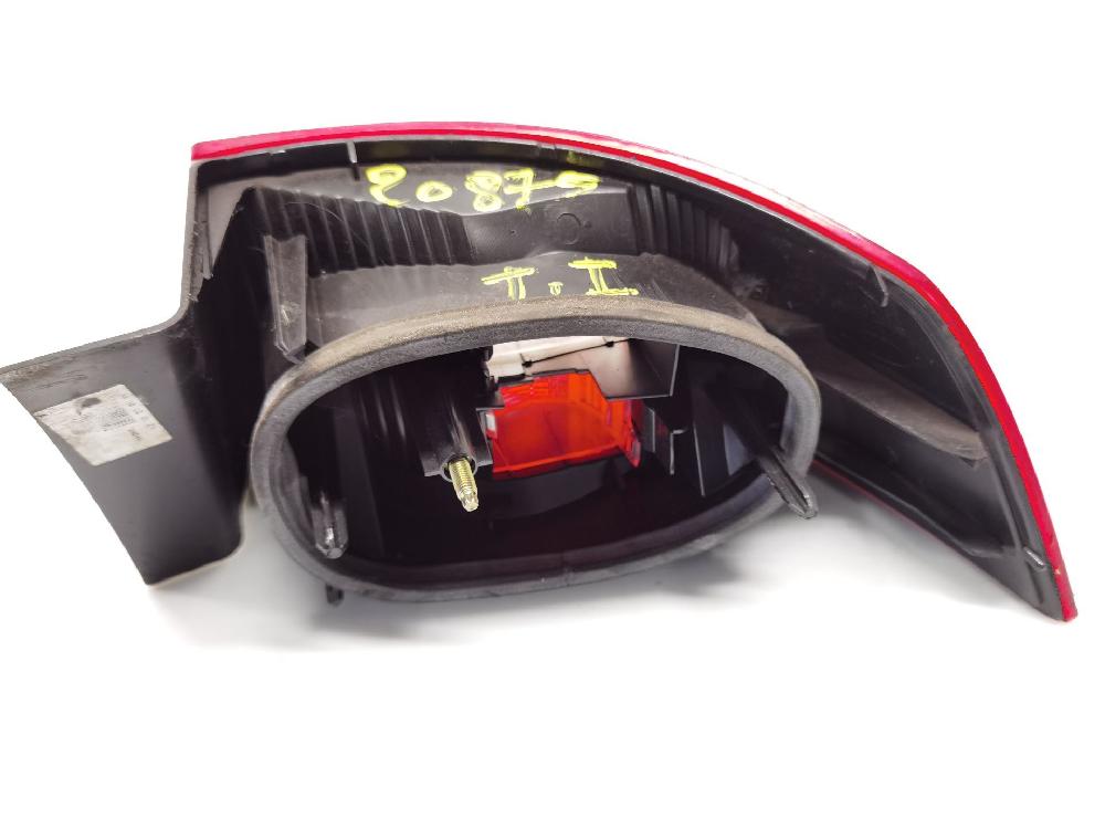 Rear lamp lh K4M 710,K4M 714 8200002473 de Renault Laguna ii (bg0/1_) 2001-2007 107 CV - pieza usada
