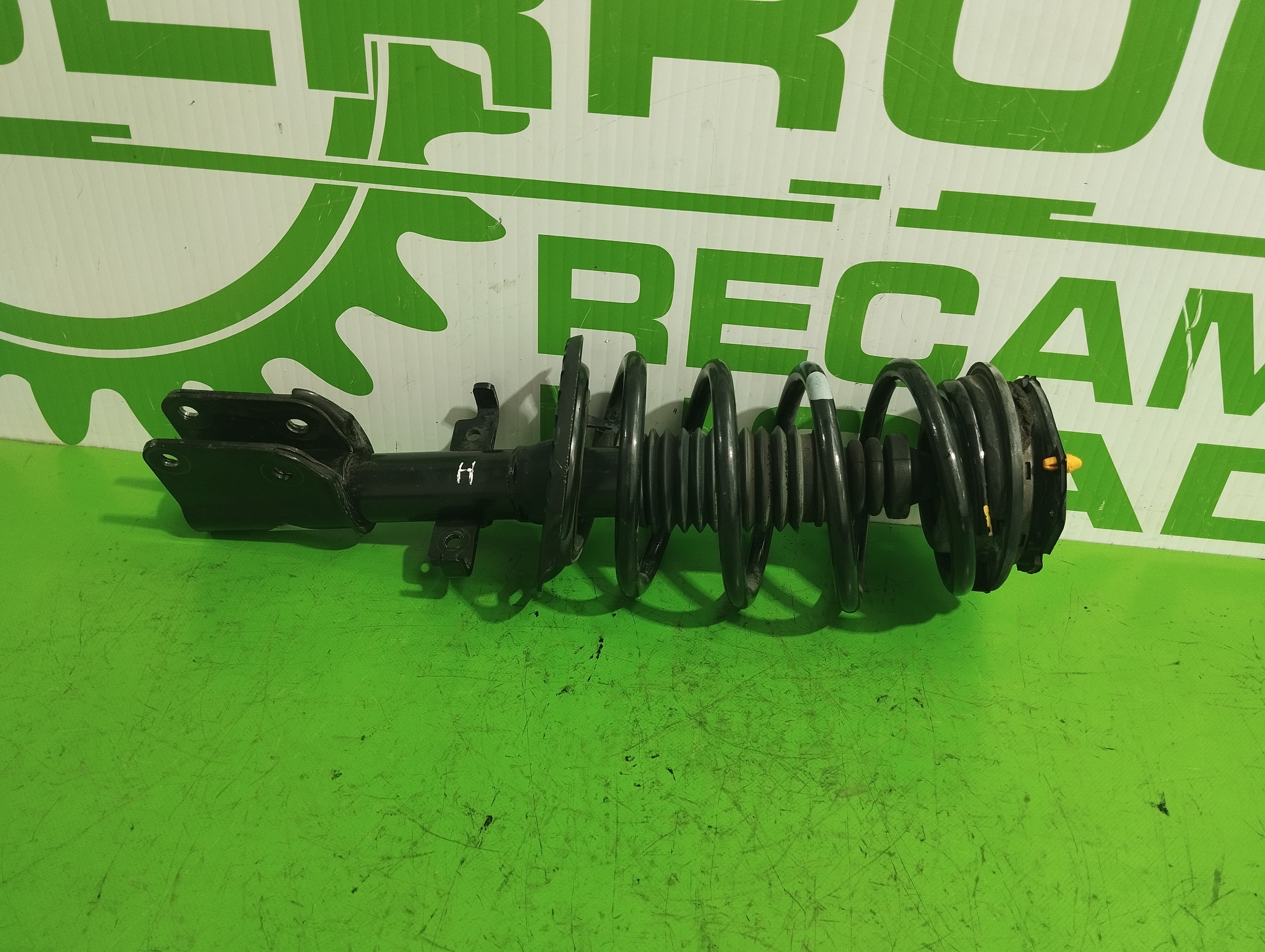 RENAULT Espace 4 generation (2002-2014) Front Left Shock Absorber 24757640