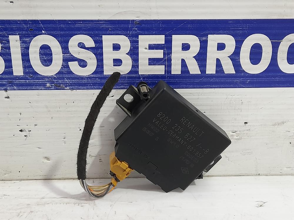 Sensor de aparcamiento D/ F9Q 17 8200235627 de Renault Laguna ii (bg0) 2001-2007 131 CV