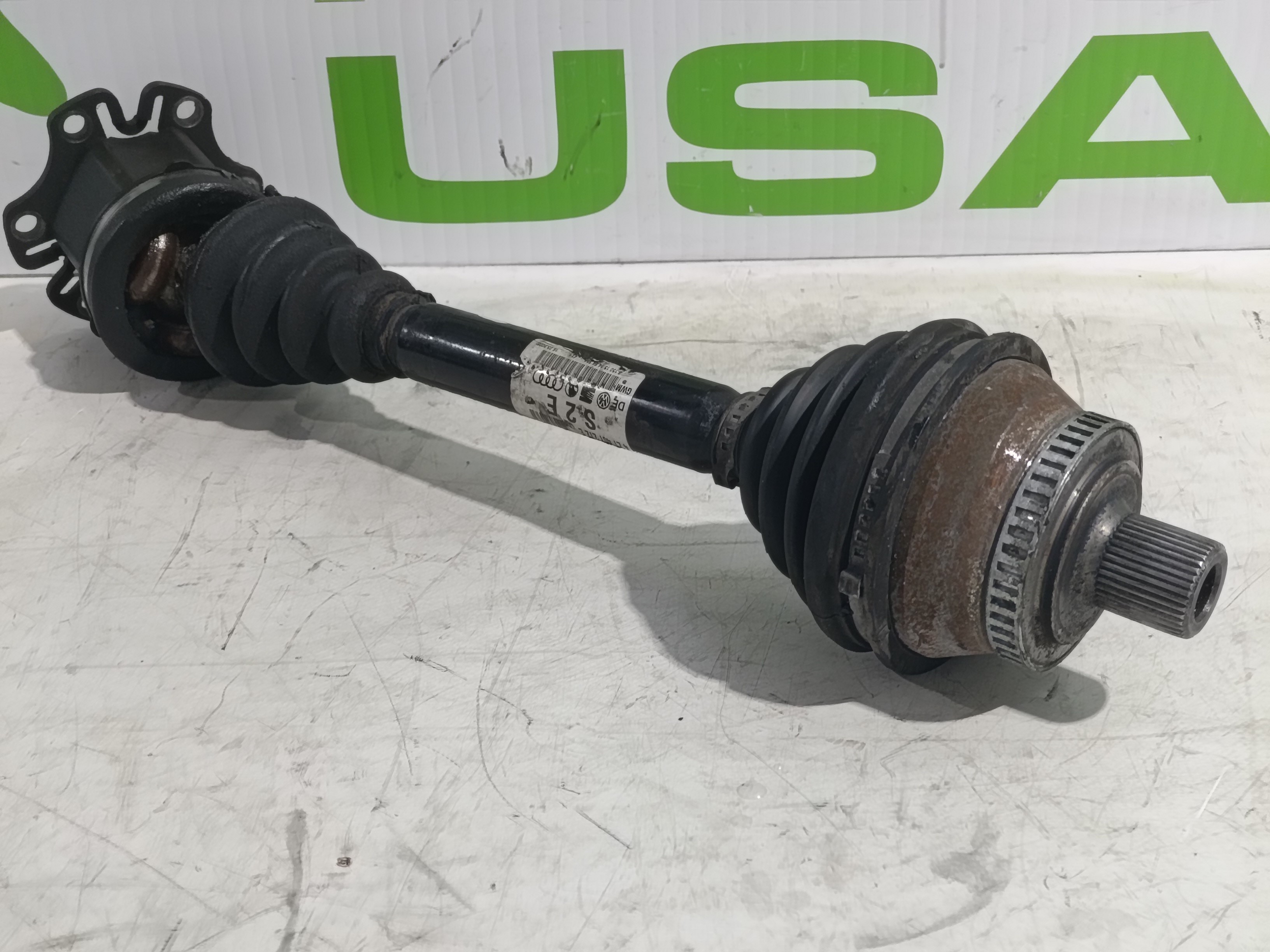 AUDI A6 C5/4B (1997-2004) Front Right Driveshaft 4Z7407272E 25100279