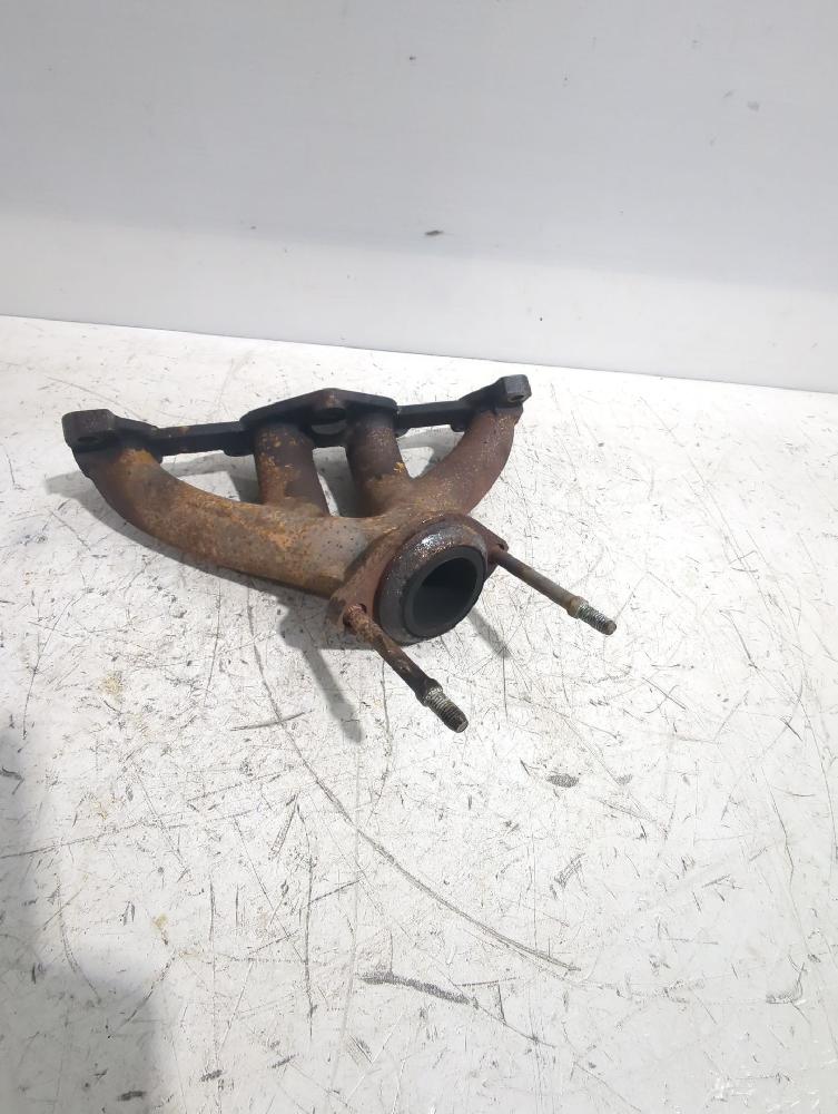 Colector escape D7F 710,D7F 720,D7F 722,D7F 726,D7F 744,D7F 746,D7F 764,D7F 766 1454582 de Renault Clio ii (bb_, cb_) 2004-2016 58 CV con 115000 km - pieza usada