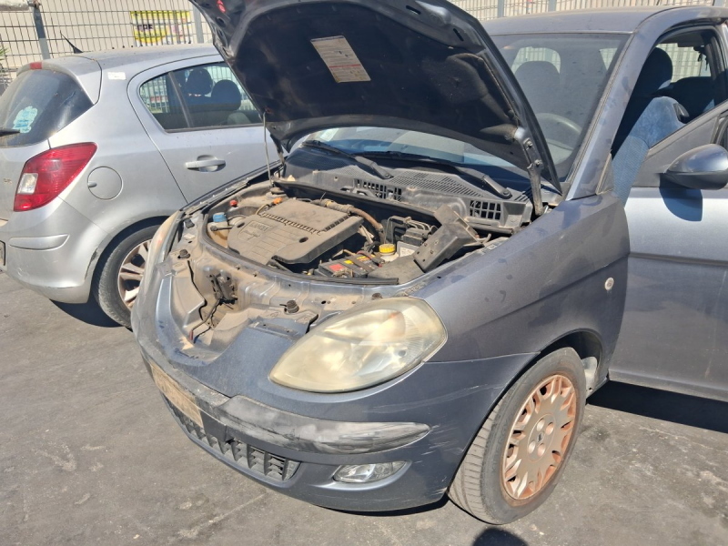 Compresor del aire acondicionado 188A9000 52060460 de Lancia Ypsilon ii (843) 2003-2006 - pieza usada