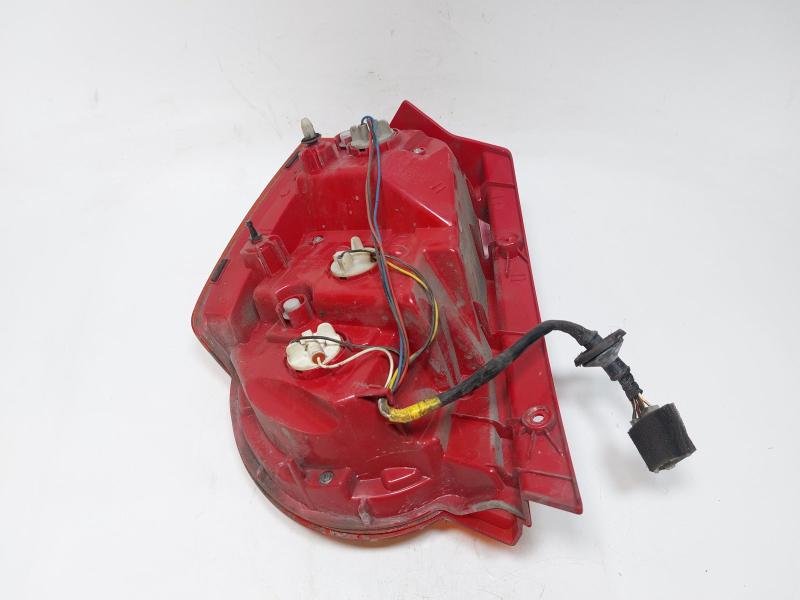 Feu arrière droit B12D1 95952067 de Chevrolet Aveo (t250) 2007-2012 - pieza usada