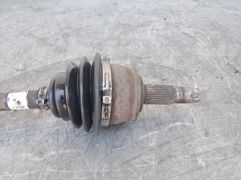 Transmisión delantera izquierda 312A2000 51909794 de Fiat 500l (351) 2012-2017 - pieza usada
