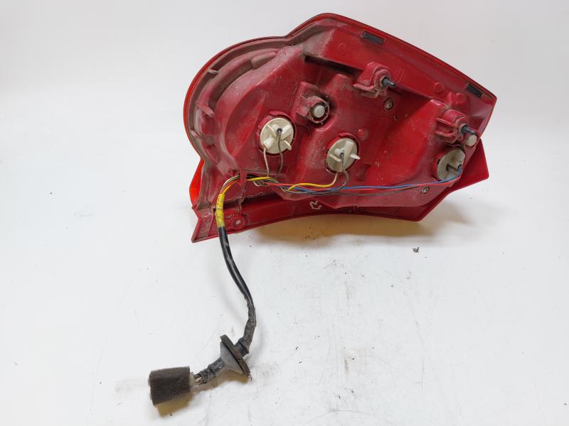 Faro posteriore destro B12S1 95952067 de Chevrolet Aveo (t250) 2007-2012 - pieza usada