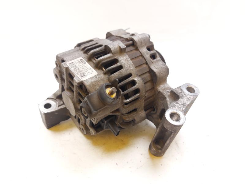 Alternateur DHB 1071418 de Ford Fiesta iv (4° serie) 1995-1999 - pieza usada