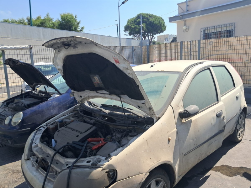 Compresor del aire acondicionado 188A9000 52060460 de Fiat Punto ii rest (188) 2004-2010 - pieza usada