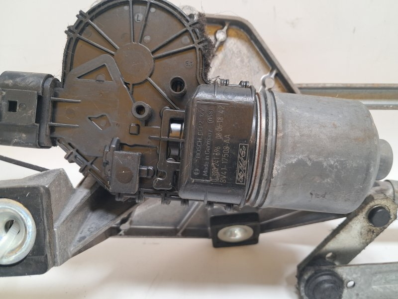 Front windscreen wiper motor G6DG 1709010 de Ford Kuga i (1°serie) 2008-2012 - pieza usada