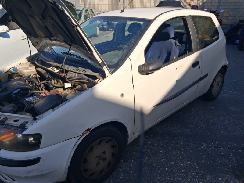 Alternador 188A3000 51859052 de Fiat Punto ii (188) 1999-2003 - pieza usada