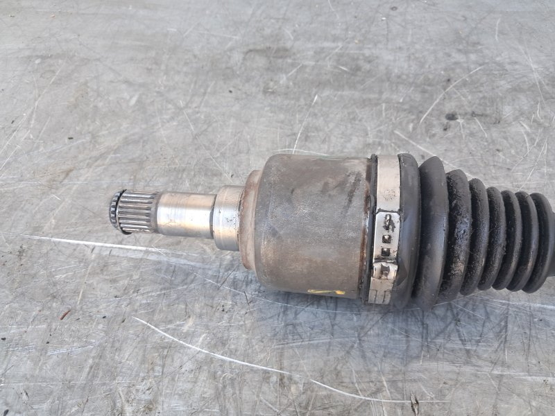 Transmisión delantera izquierda 312A2000 51909794 de Fiat 500l (351) 2012-2017 - pieza usada