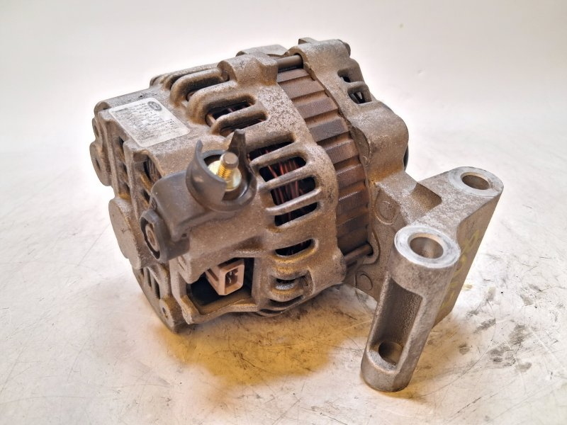Alternateur DHF 1071418 de Ford Fiesta iv rest (4° serie) 1999-2002 - pieza usada