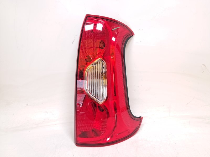 Pisca tras direito 46341162 52102350 de Fiat Panda (319) 2012-0