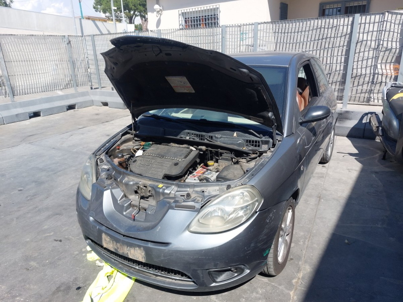 Motorsteuergerät 199A3000 51805375 de Lancia Ypsilon ii rest (843) 2006-2011 - pieza usada