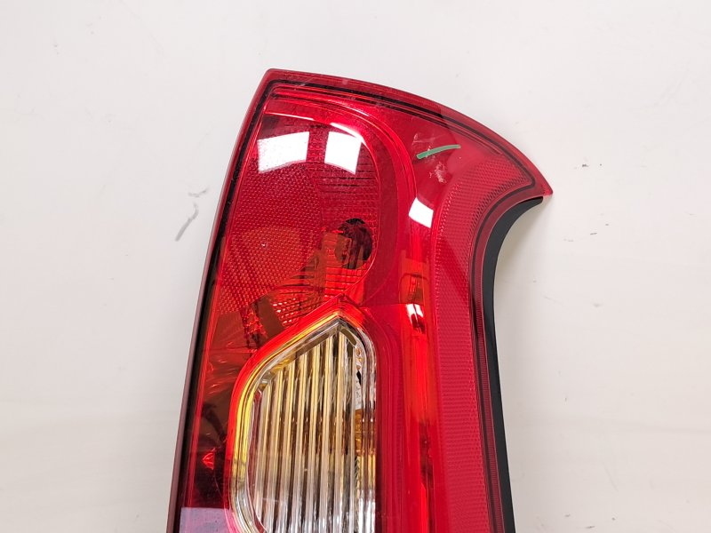 Pisca tras direito 46341162 52102350 de Fiat Panda (319) 2012-0 - pieza usada