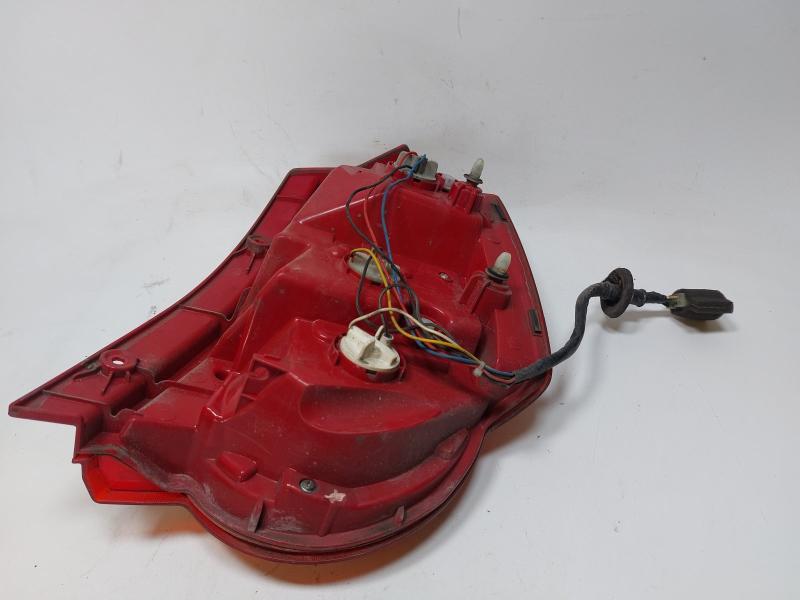 Feu arrière gauche B12D1 95952066 de Chevrolet Aveo (t250) 2007-2012 - pieza usada