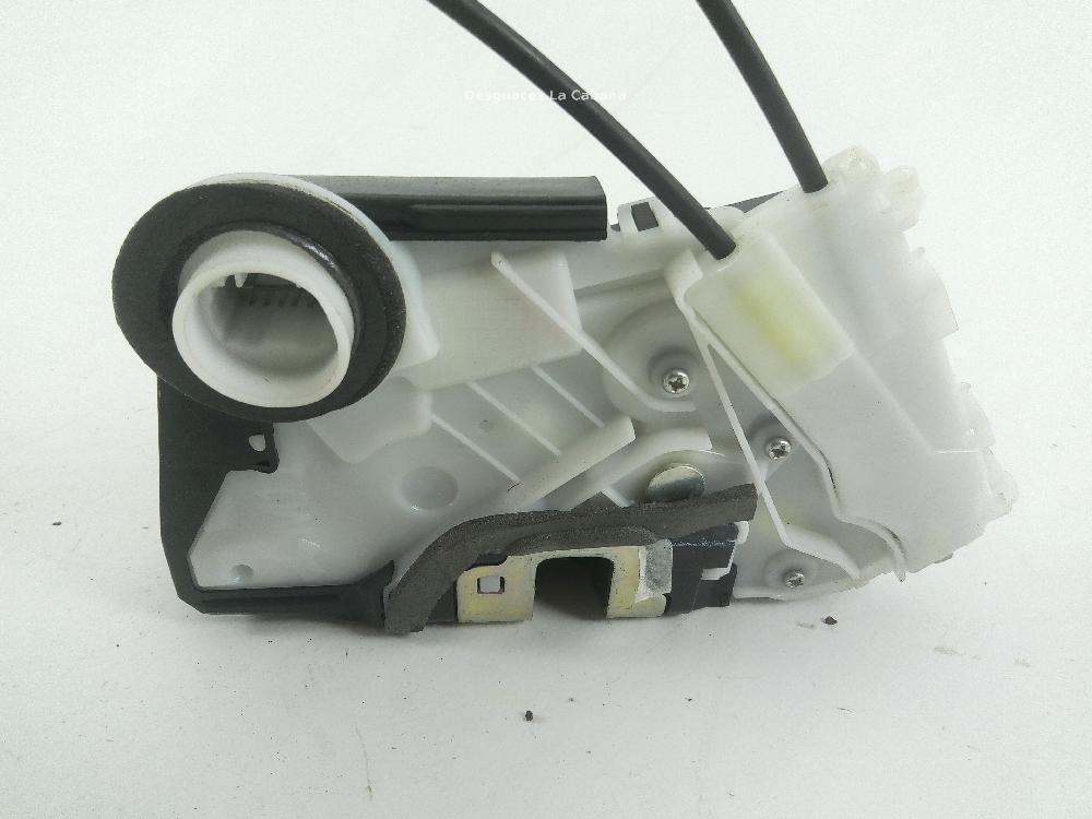 TOYOTA Yaris 3 generation (2010-2019) Замок передней левой двери 26039971