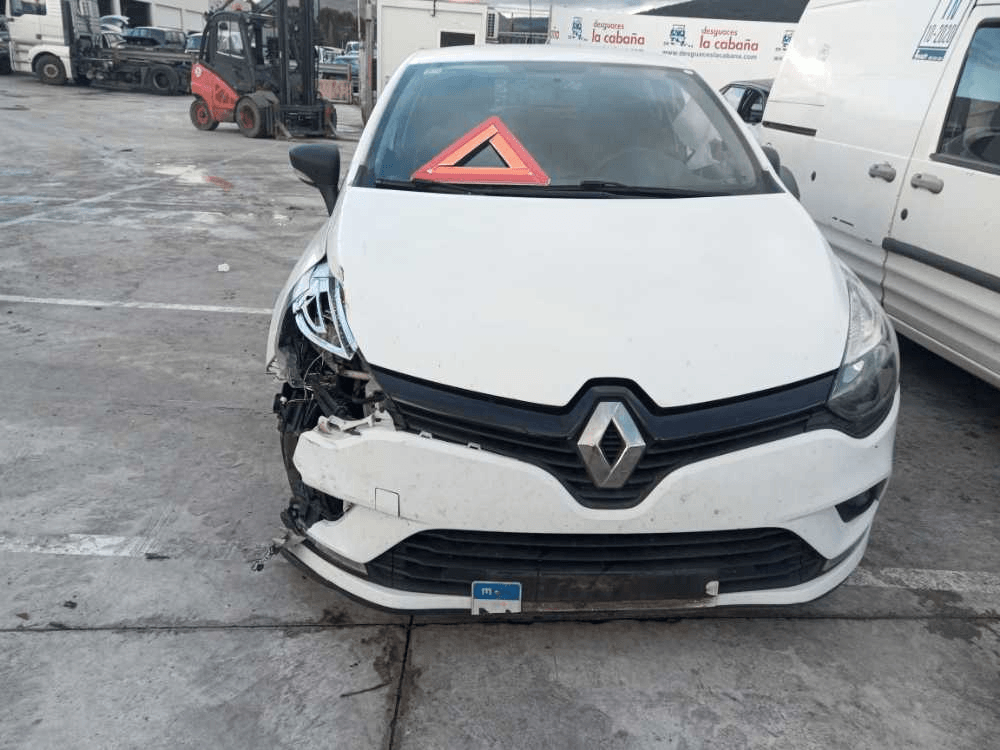 RENAULT Clio 4 generation (2012-2020) Полуось передний левый 391010115R 26042785