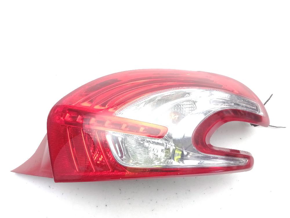 PEUGEOT 208 Peugeot 208 (2012-2015) Rear Right Taillight Lamp 26042923