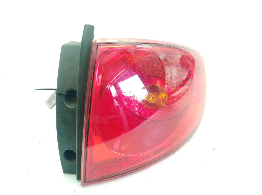 Faro posteriore destro BKD 5P0945111B 9B9 Seat Altea (5p1) 2004-2015 140 CV 215000 km