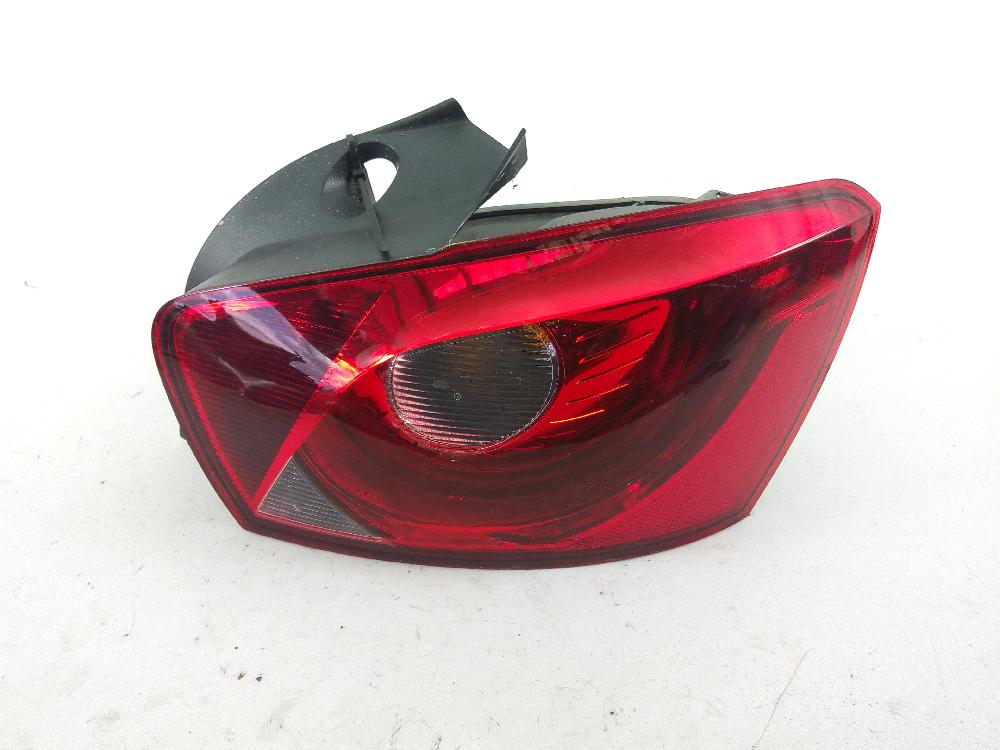 HONDA Feu arrière droit 6J4945096K 26043894