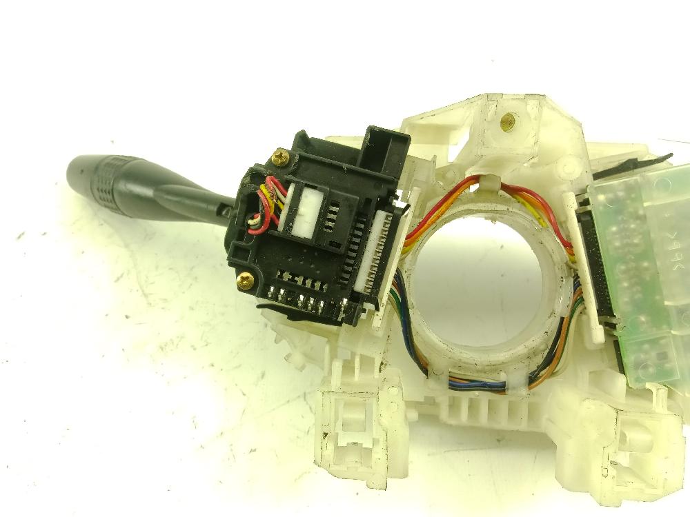 VOLKSWAGEN LT 1 generation (1975-1995) Headlight Switch Control Unit K70204Y 25992582