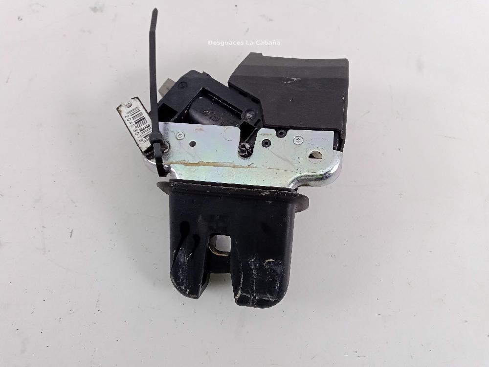 SEAT Exeo 1 generation (2009-2012) Tailgate Boot Lock 4F5827505D 26037501